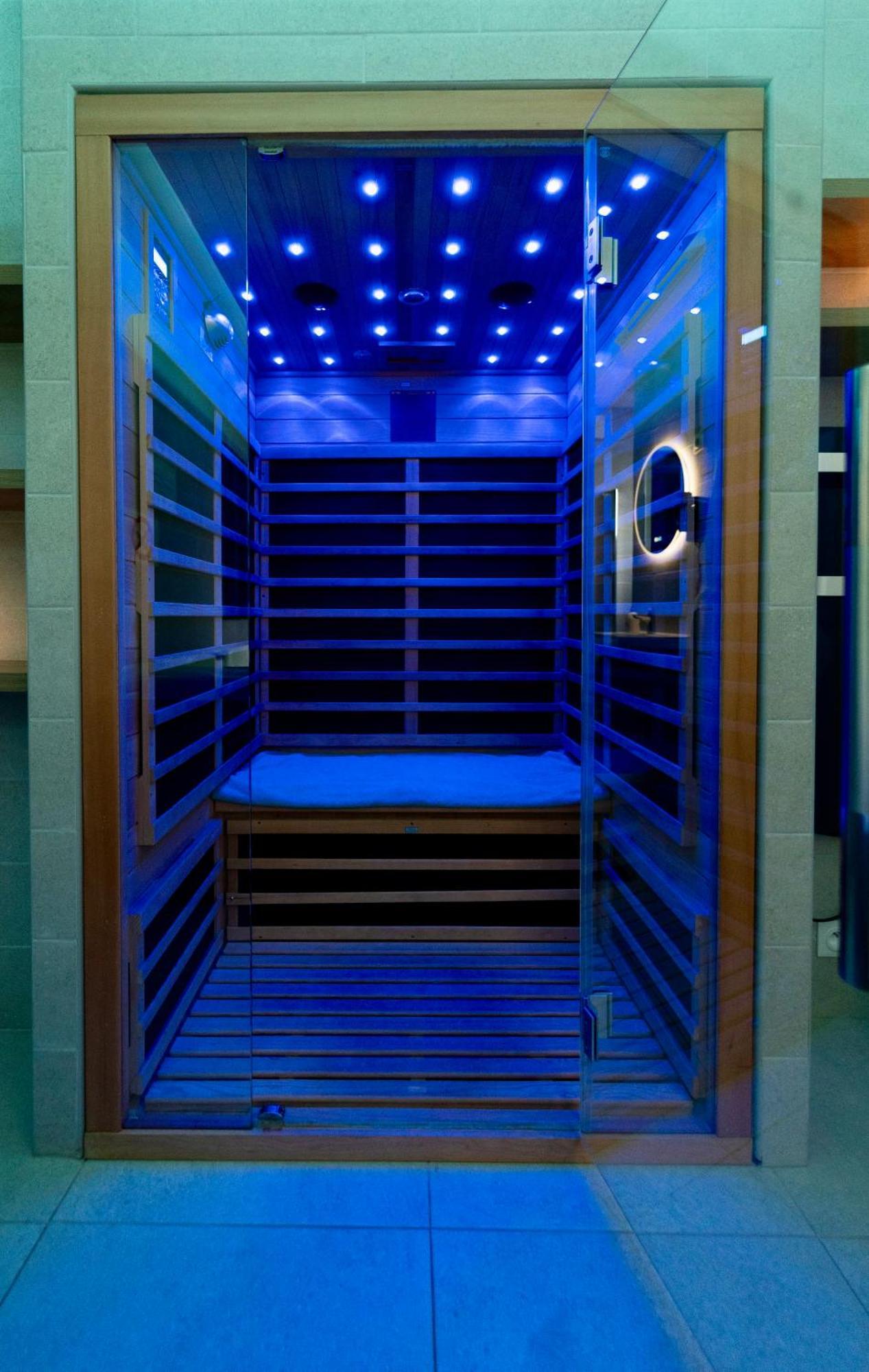Escapade Relaxante - Spa - Jacuzzi - Sauna - Prives LʼIsle-Adam Eksteriør billede